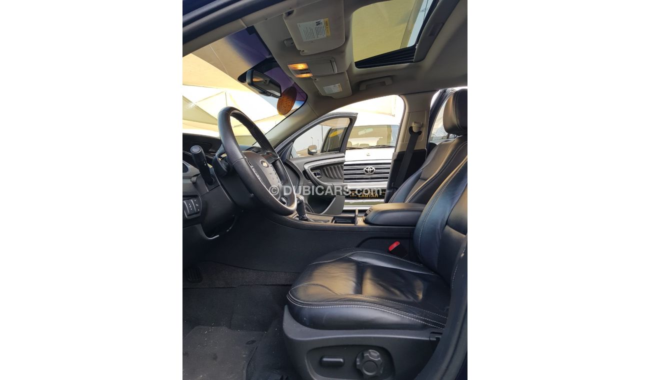 Ford Taurus Number one - hatch - alloy wheels, in excellent condition, without any costs