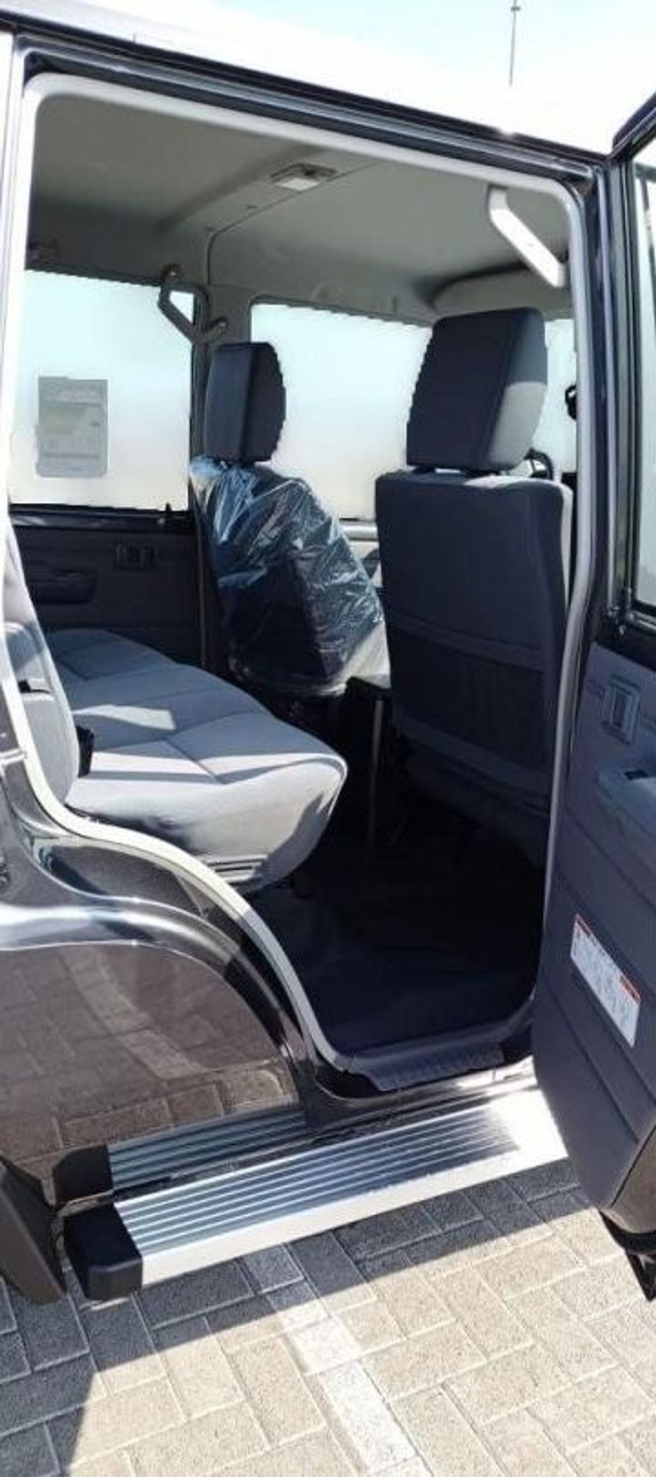 Toyota Land Cruiser Pick Up LAND CRUISER LC79 4.2L V6 DIESEL