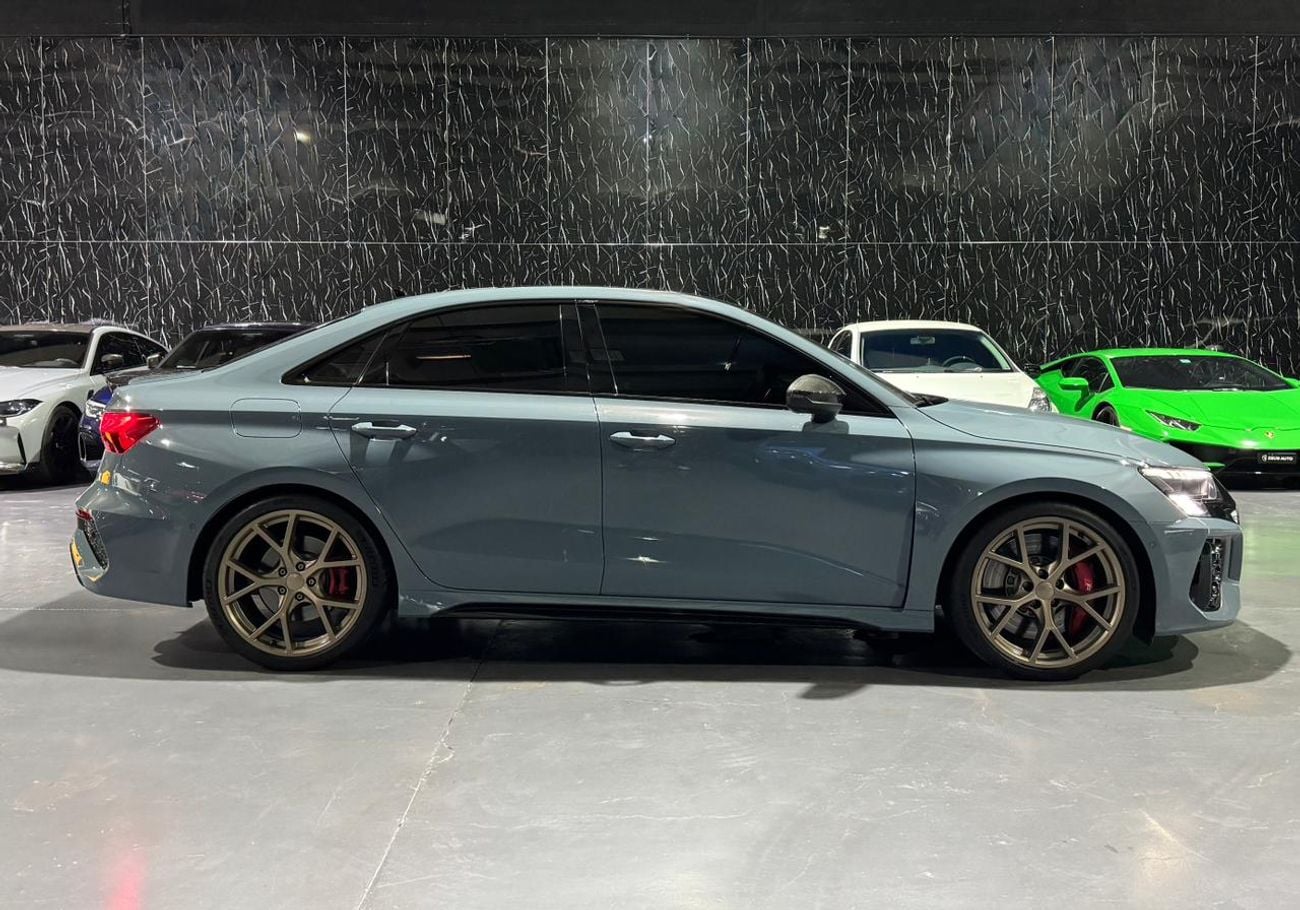 Audi RS3 quattro 2.5L Sedan