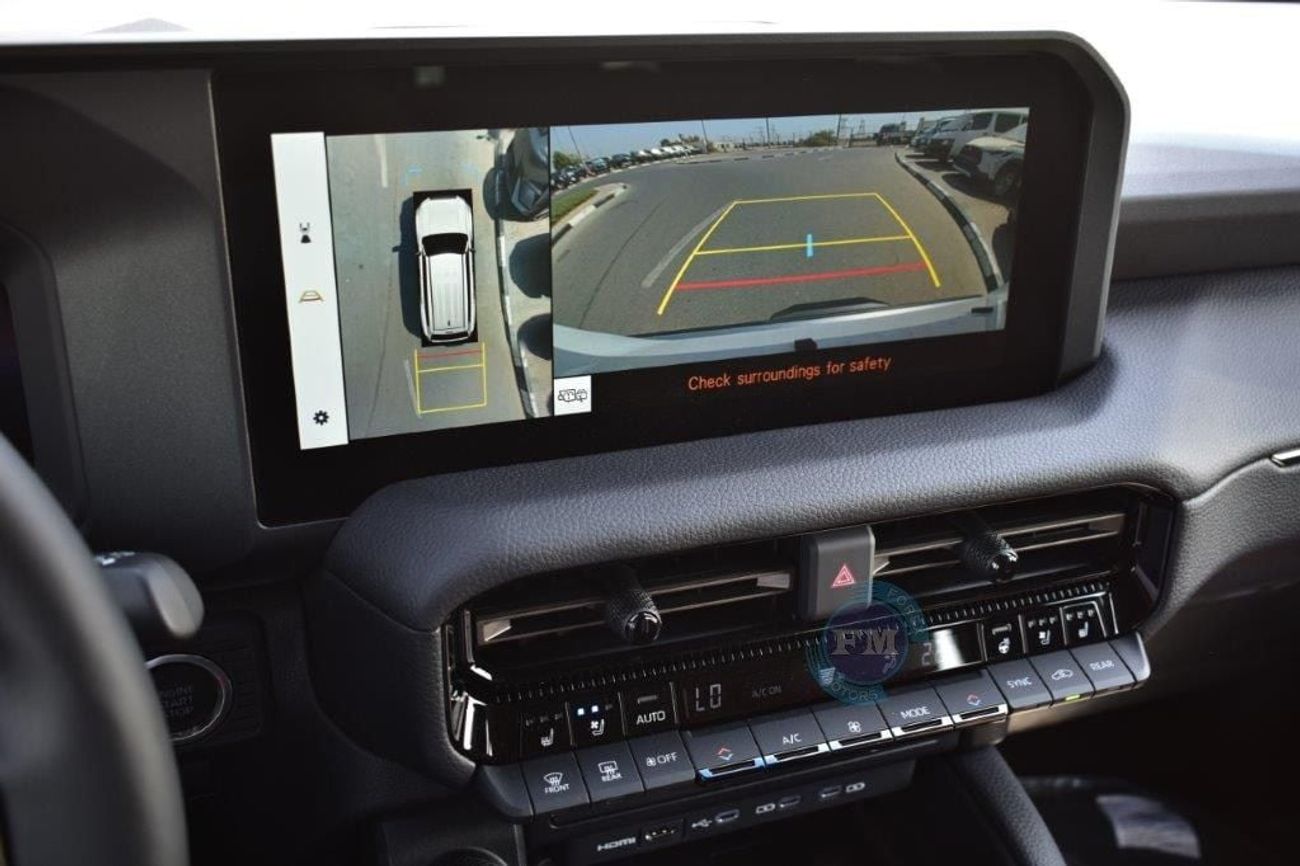 تويوتا برادو Luxury 2.4L Petrol 4WD 7 Seat Automatic