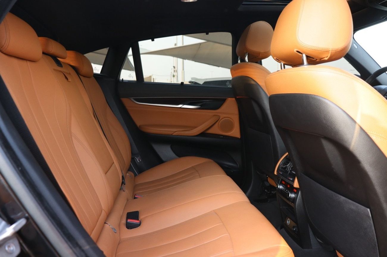 BMW X6 35i Executive 3.0L BMW X6 X-Drive 35i / GCC / 2016 / Free Accident / First Owner / 85,000KM