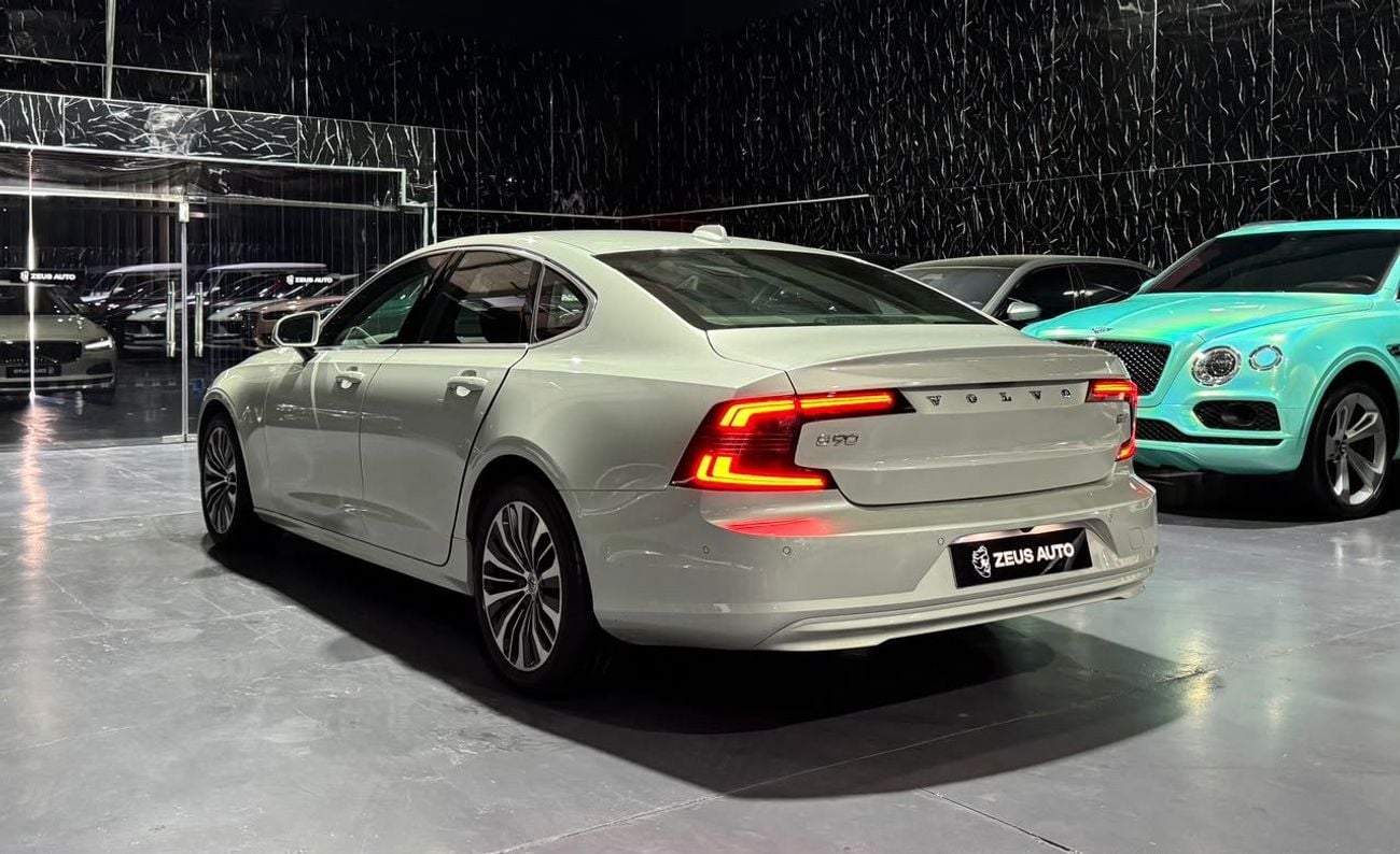 فولفو S90 Volvo S90 B5 | GCC | Original Paint | Well Maintained