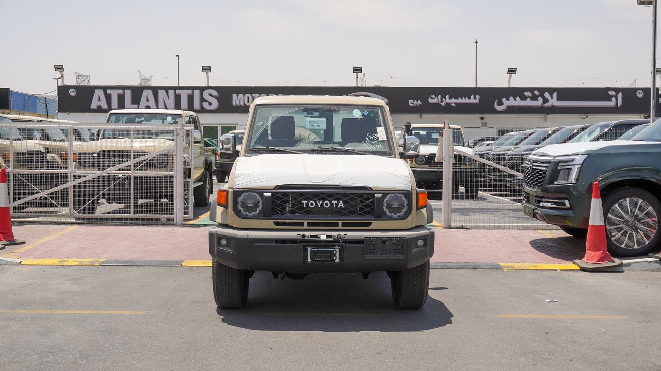 Toyota Land Cruiser 70 LX 4.0L V6 A/T