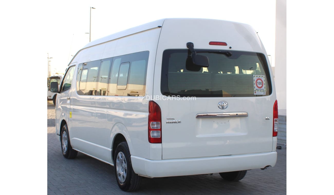 Toyota Hiace GL - High Roof LWB Toyota Hiace 2016 GCC High Roof, in excellent condition