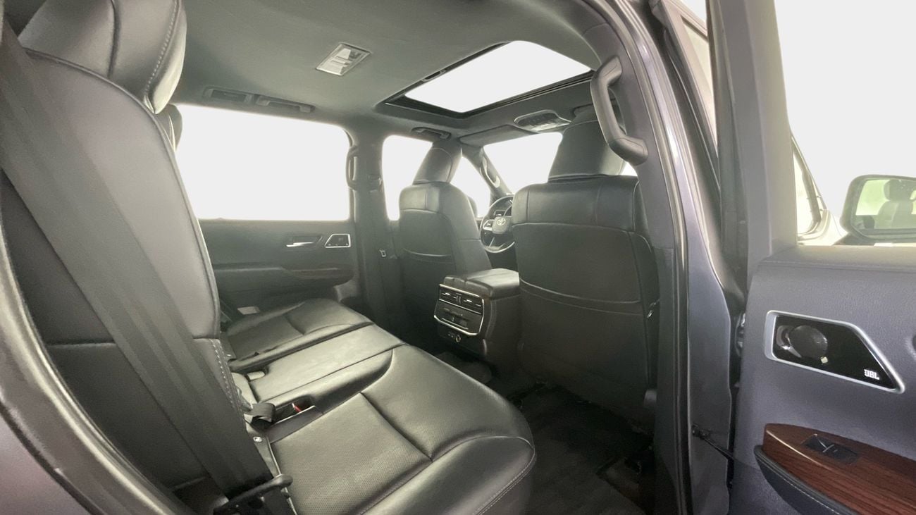 Toyota Land Cruiser 3.5T V6 GXR 4WD AUTO | Guaranteed Warranty | 0 Down Payment