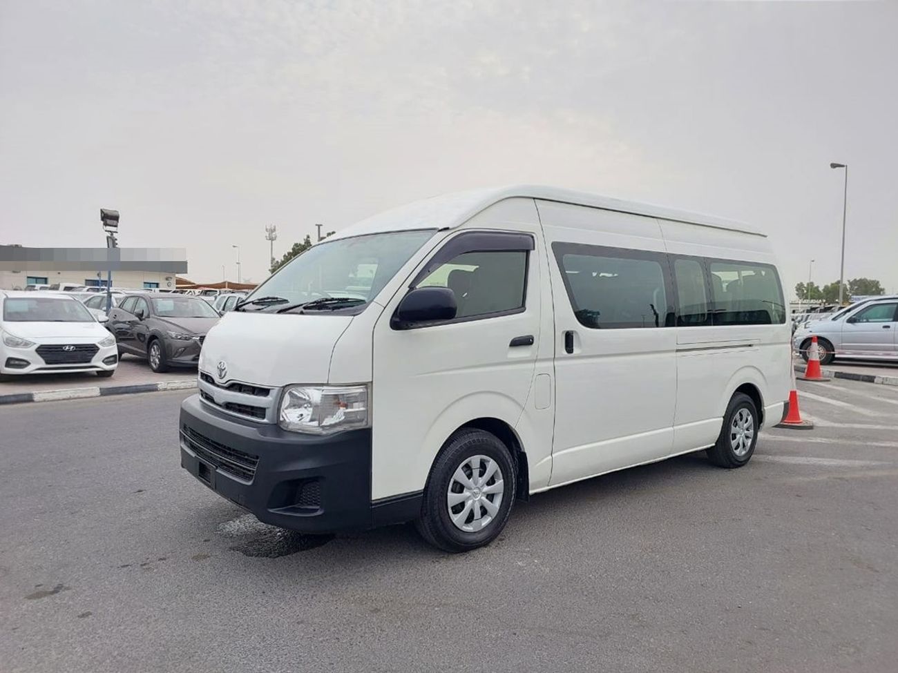 تويوتا هاياس TOYOTA HIACE COMMUTER VAN RHD 2012 MODEL 3.0 L DIESEL AUTOMATIC(PM14430)