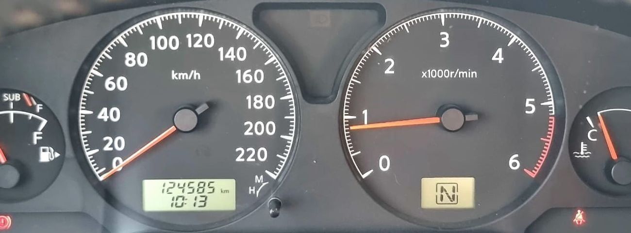 نيسان باترول سفاري Safari 4.8L A/T