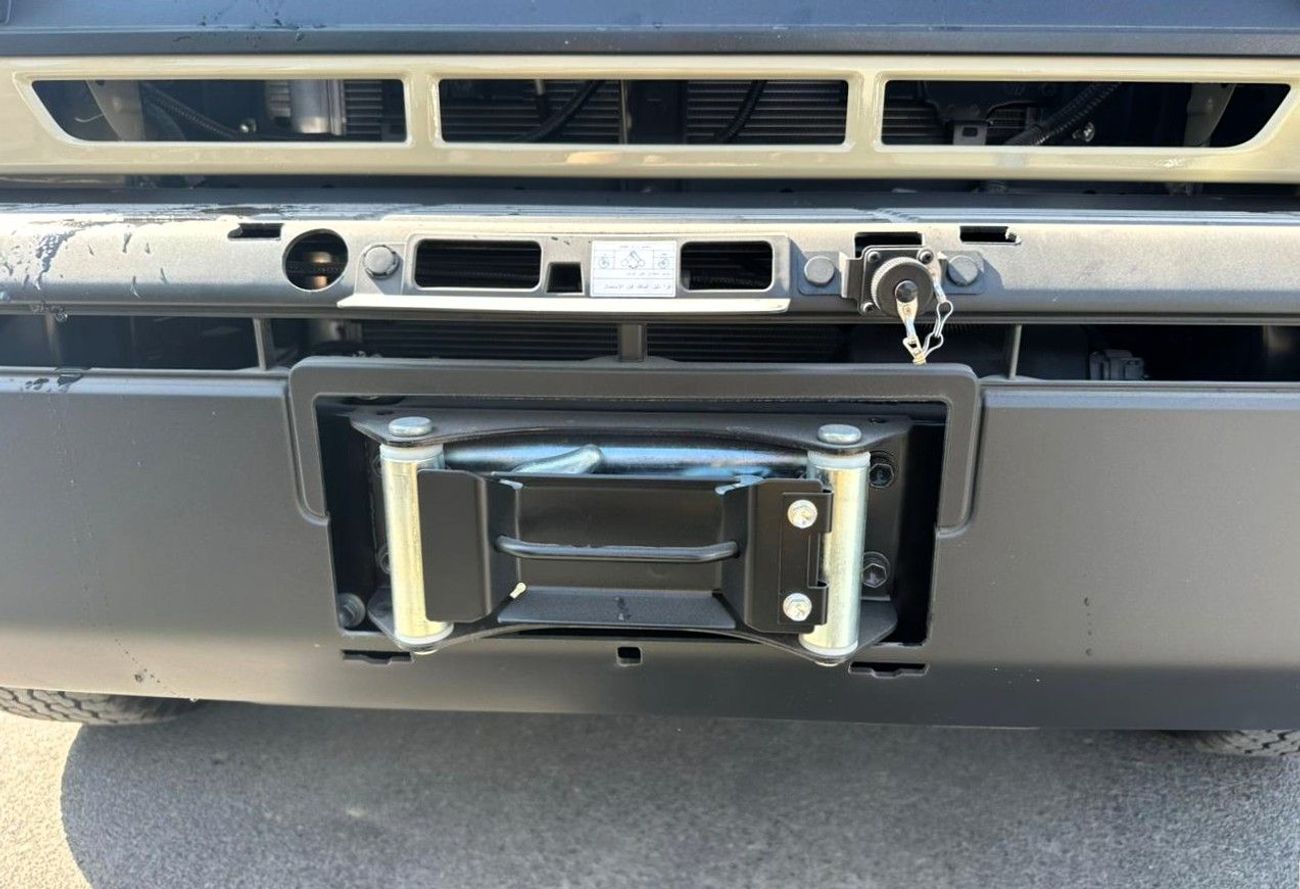 Toyota Land Cruiser 70 LX 2.8L  LX 2.8L