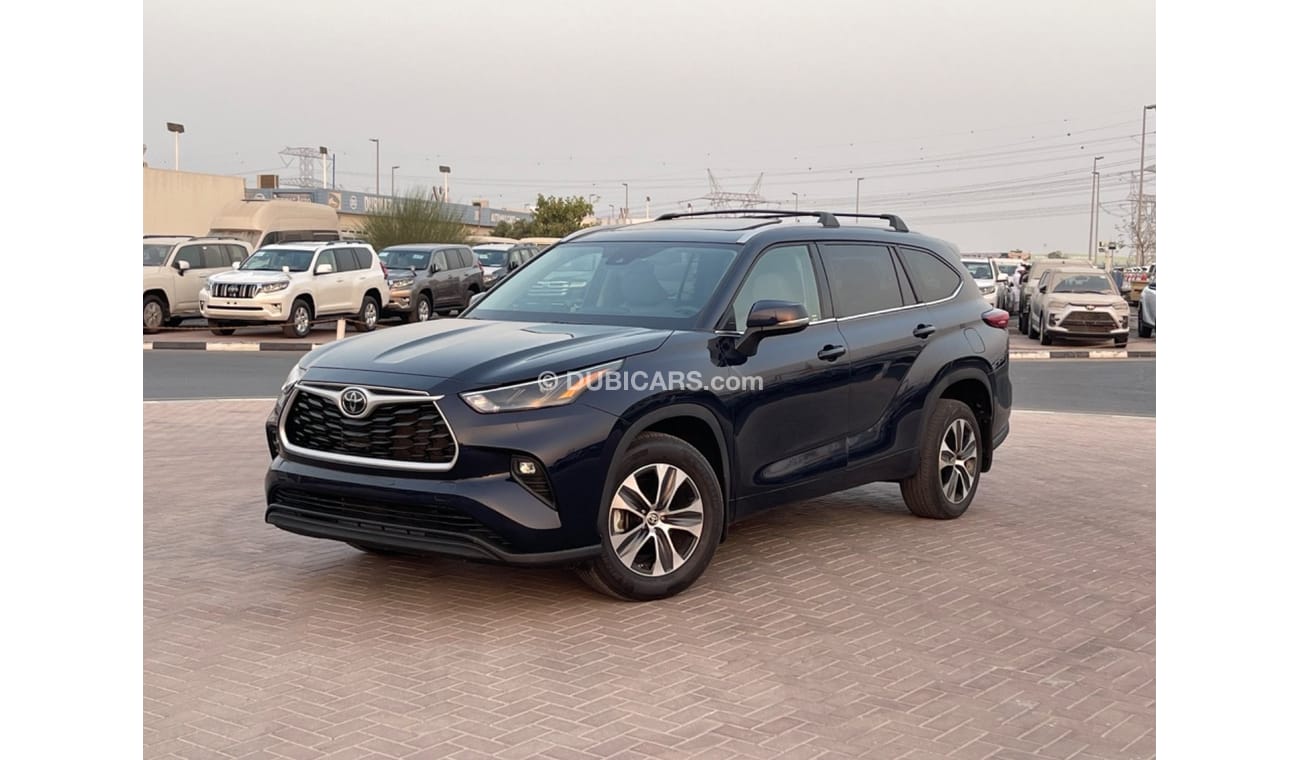 Toyota Highlander 2022 TOYOTA HIGHLANDER XLE 4x4 FULL OPTIONS IMPORTED FROM USA