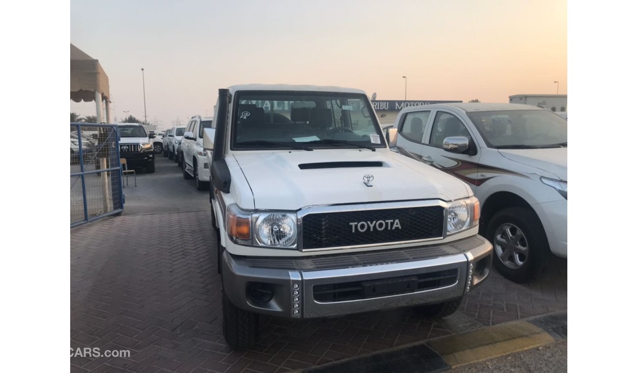 Toyota Land Cruiser Pick Up 4x4 diesel