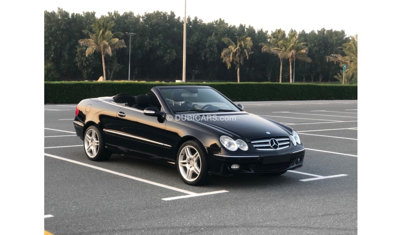 مرسيدس بنز CLK 200 موديل 2009 خليجي  حاله ممتازه جدا من الداخل والخارج مالك واحد من الوكاله