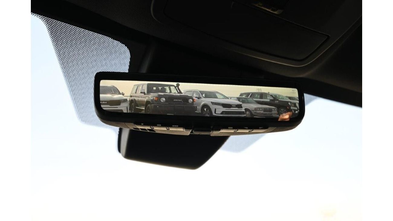 Toyota Sienna Hybrid Limited  2.5L  7-Seater  AT