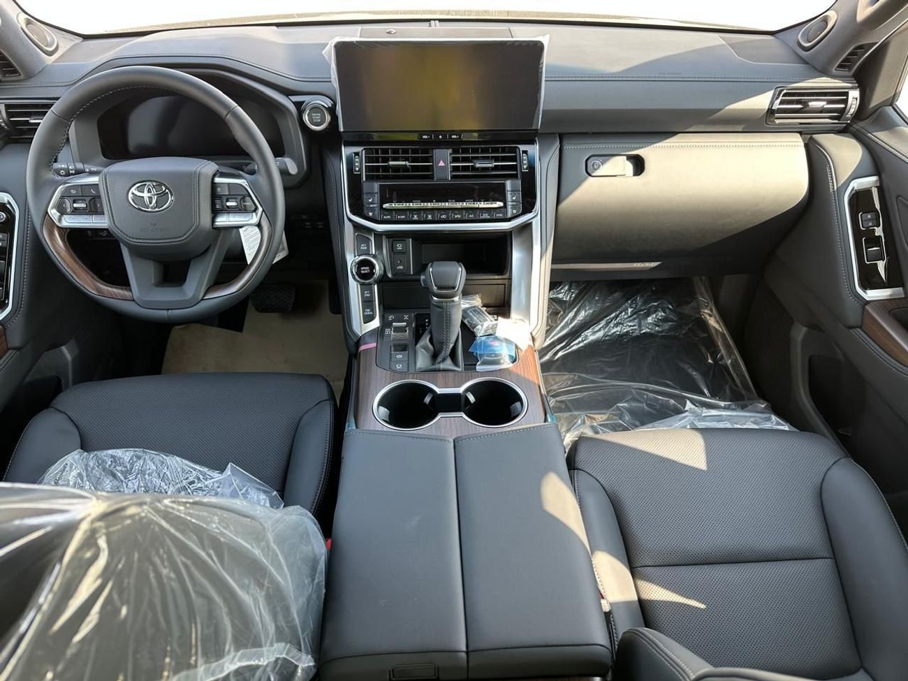 Toyota Land Cruiser Land Cruiser VX / 2026 / GCC / 0km