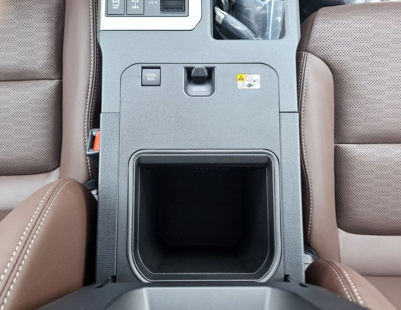 Toyota Prado Toyota Prado Luxury 2.4L 2025 GCC Black inside Brown Petrol Radar (Export Only)