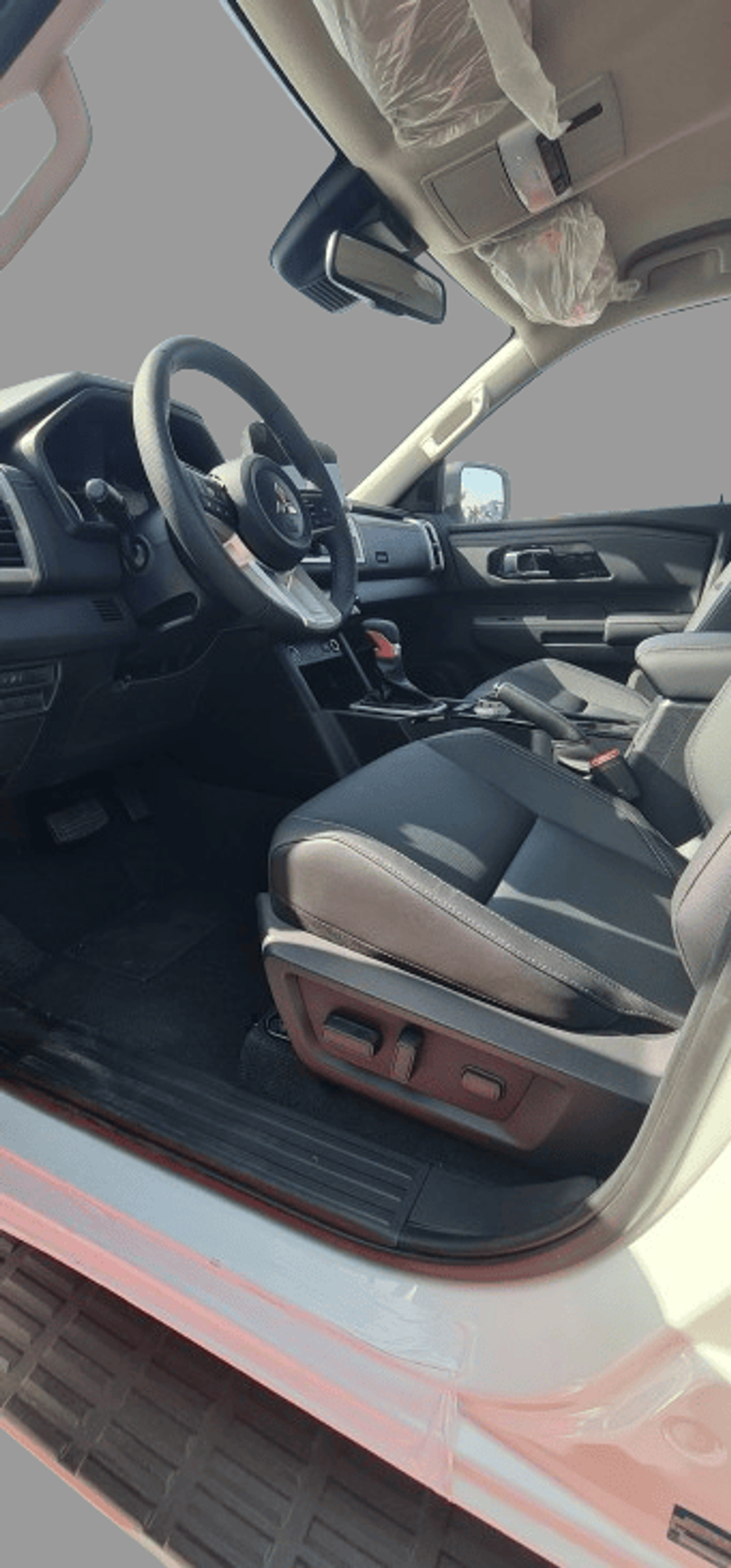 Mitsubishi L200 MITSUBISHI L200 TRITON 148 HP FULL OPTION , GCC SPORTERO