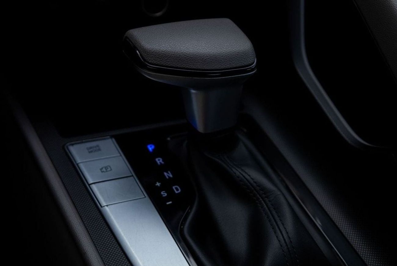 Hyundai Elantra Smart 1.6L