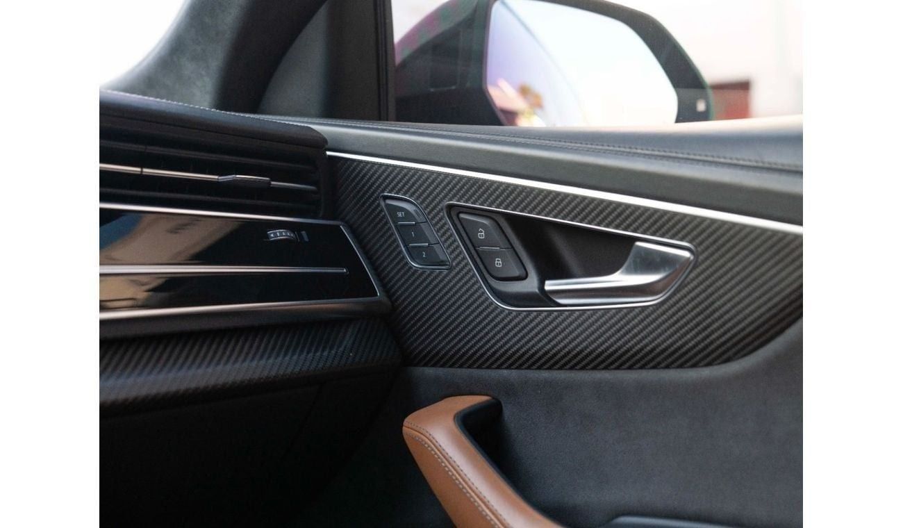 Audi RS Q8 TFSI quattro 4.0L