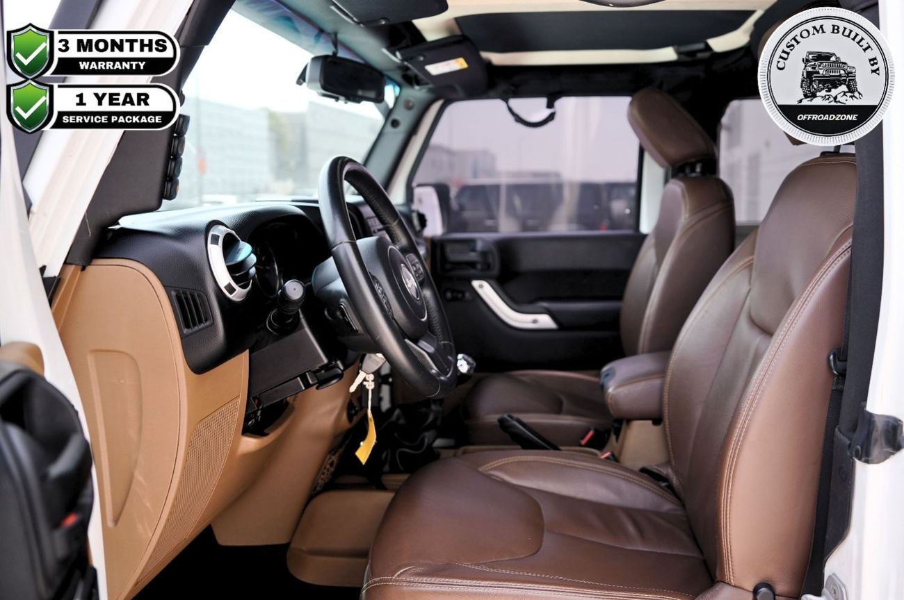 Jeep Wrangler Sahara 3.6L M/T