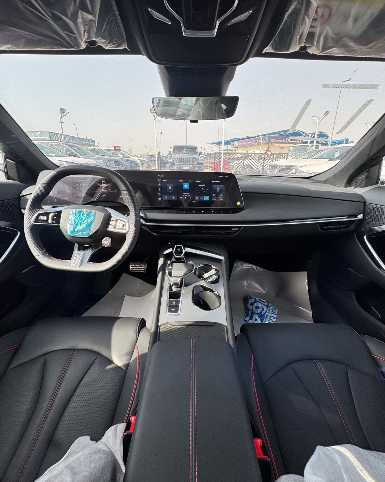 أم جي 7 - *MG 7 *1.5 TURBO* *2025   :*  - - *أهم المواصفات* : | - كراسي جلد سبور و كهربااء  - عدادات ديجيتل 