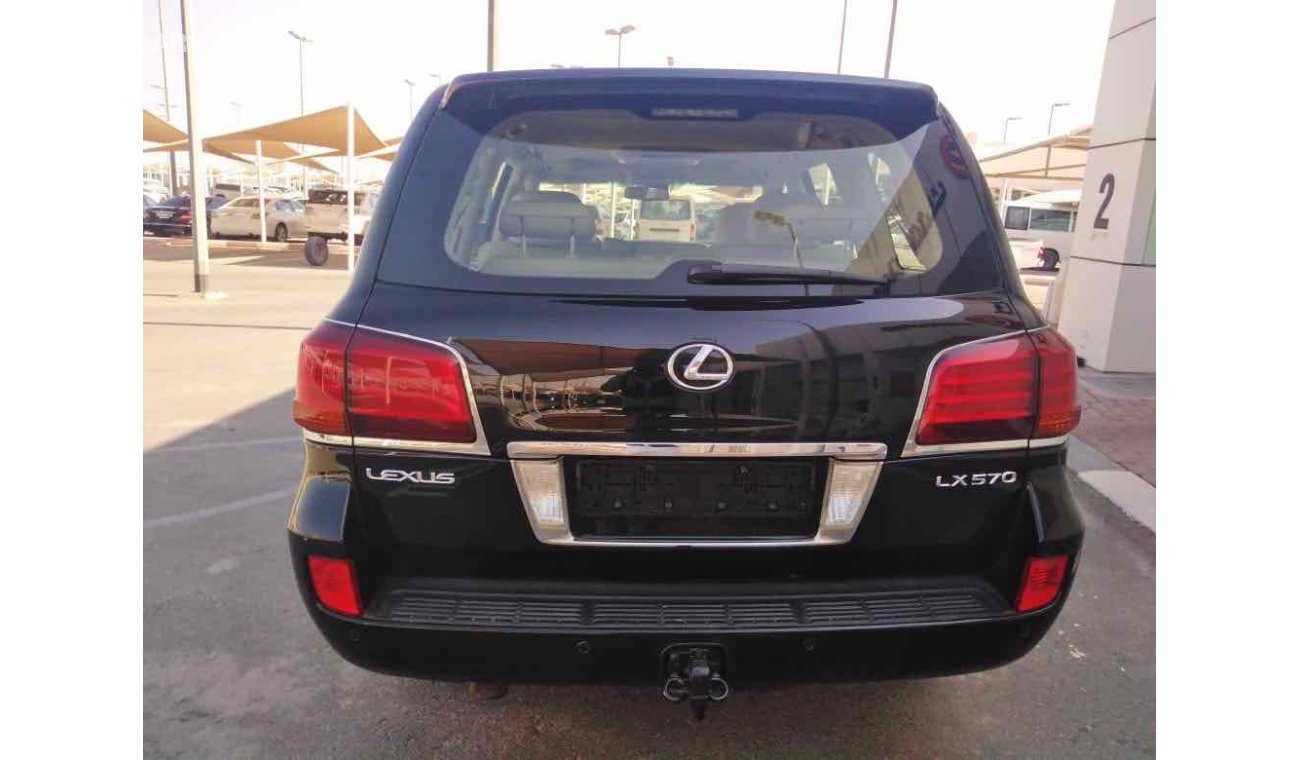 Lexus LX570 g cc full options accident free very good condition