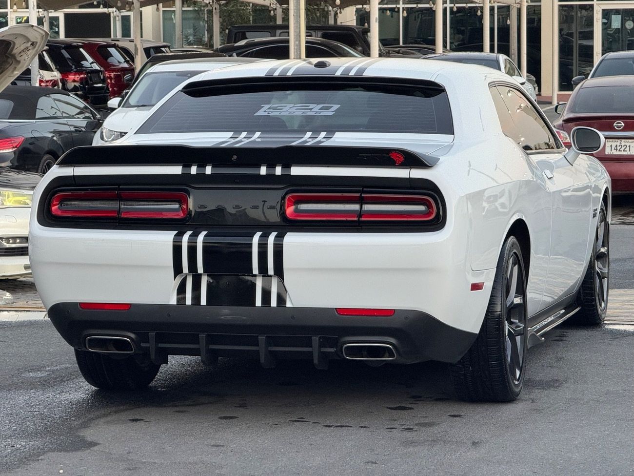 Dodge Challenger SXT Plus 3.6L