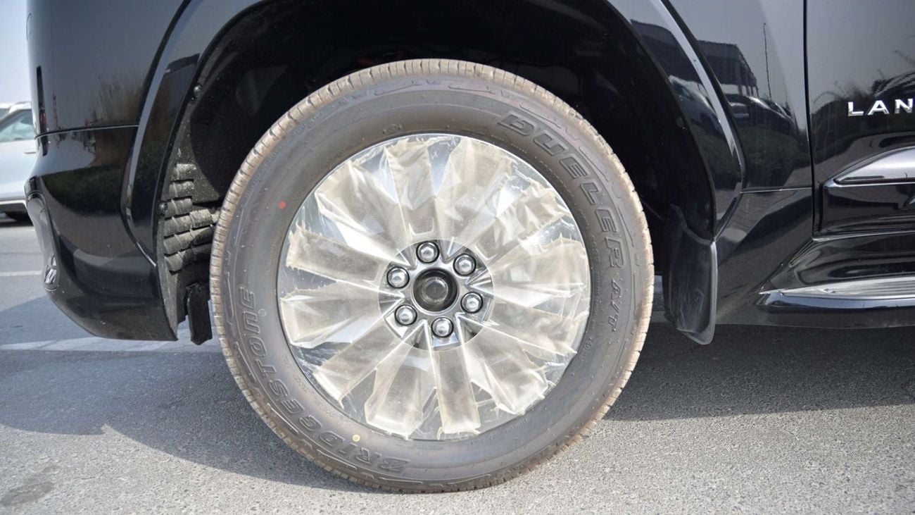 تويوتا لاند كروزر TOYOTA LC300 VXR HYBRID 3.5L PETROL 2025 MODEL
