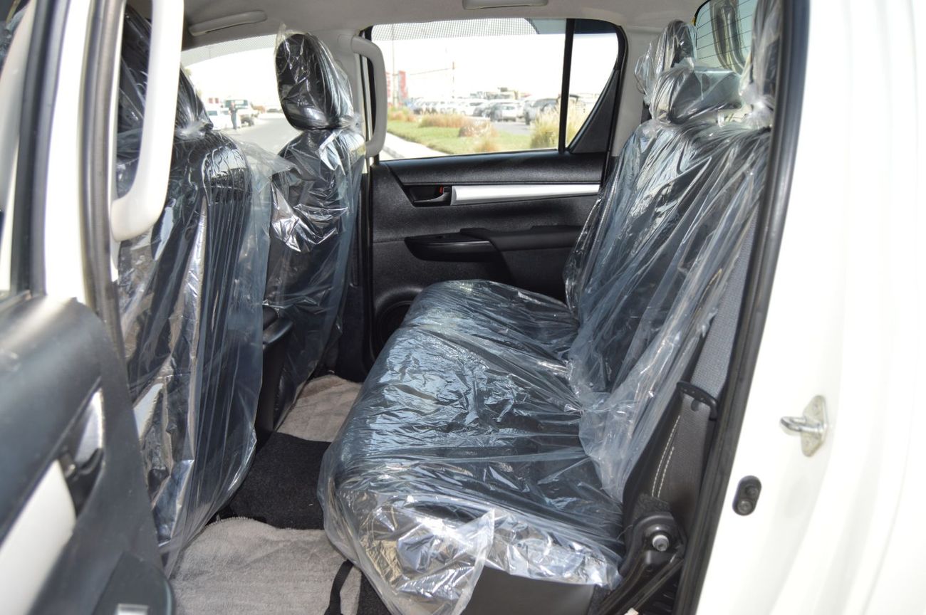 Toyota Hilux Double cabin 2.8L, perfect inside and outside