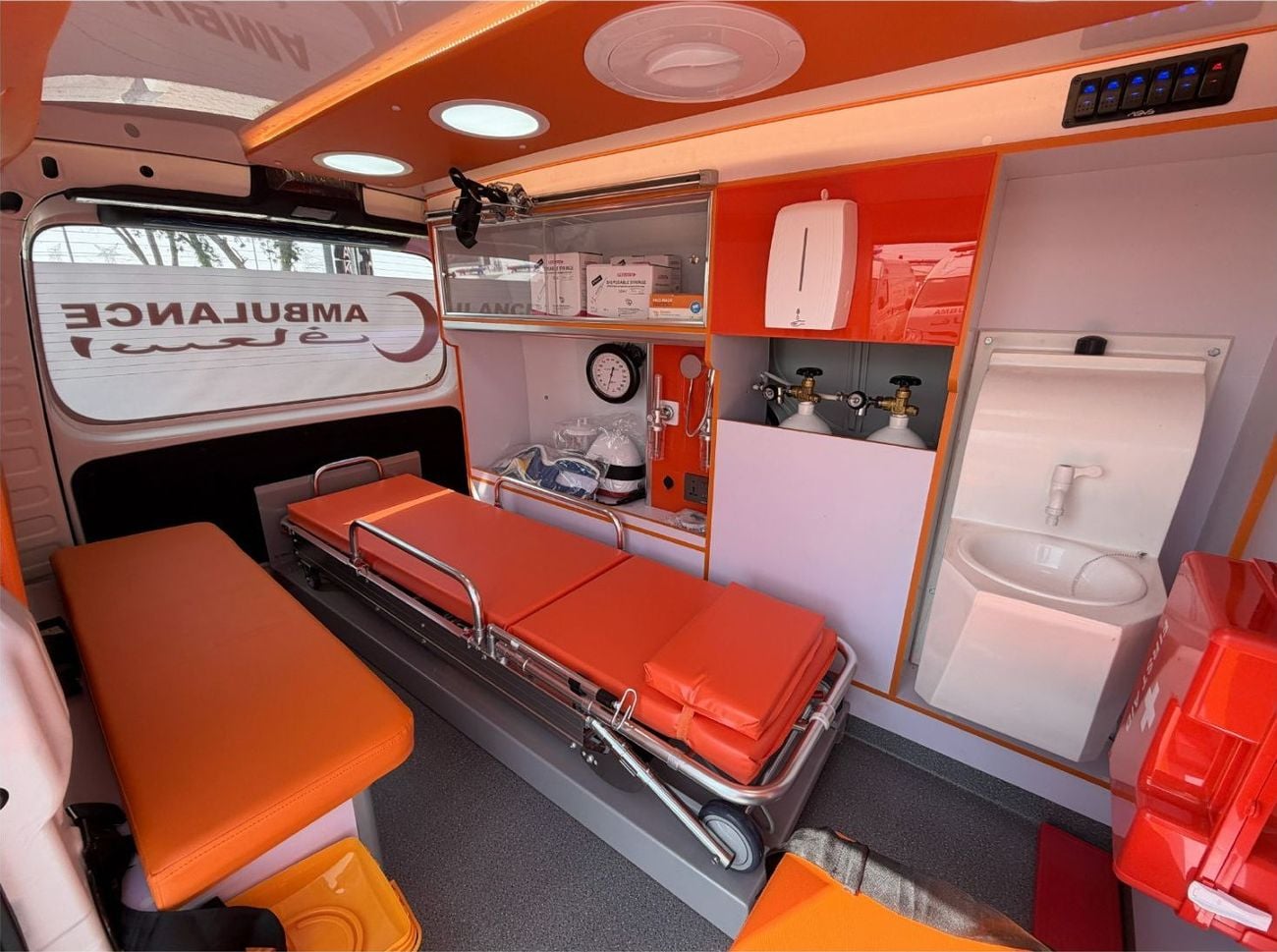 هيونداي ستاريا HYUNDIA STARIA AT 3P 3.5L FWD 5DOOR 2026 AMBULANCE