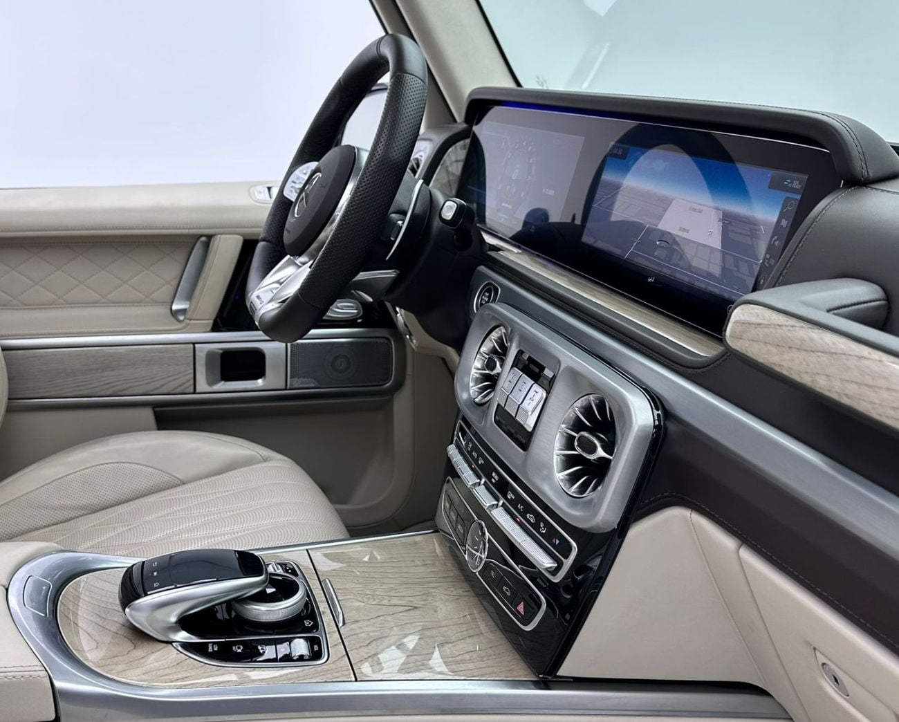 Mercedes-Benz G 63 AMG 2023 Mercedes-Benz G63 AMG Double Night Package, Sep/2028 Mercedes Warranty + Service Contract, Garg