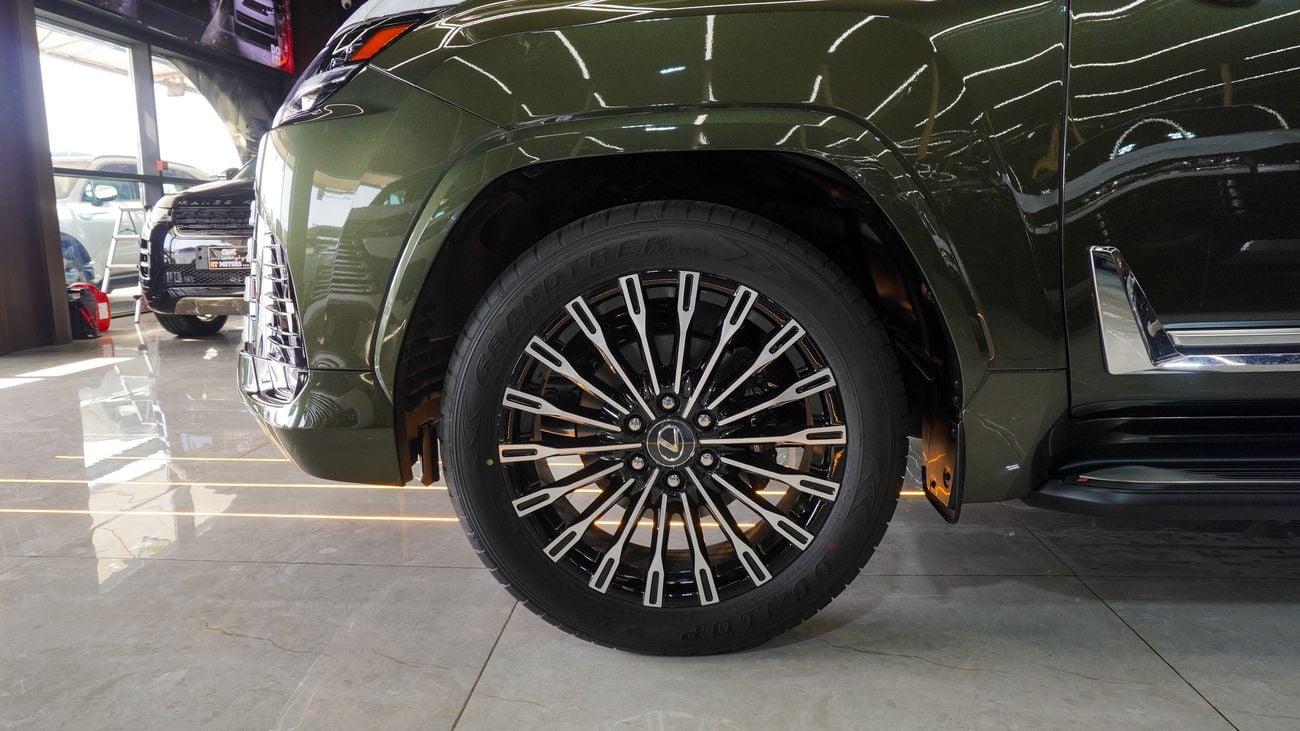 Lexus LX 700h 3.5L V6  4SEATER VIP