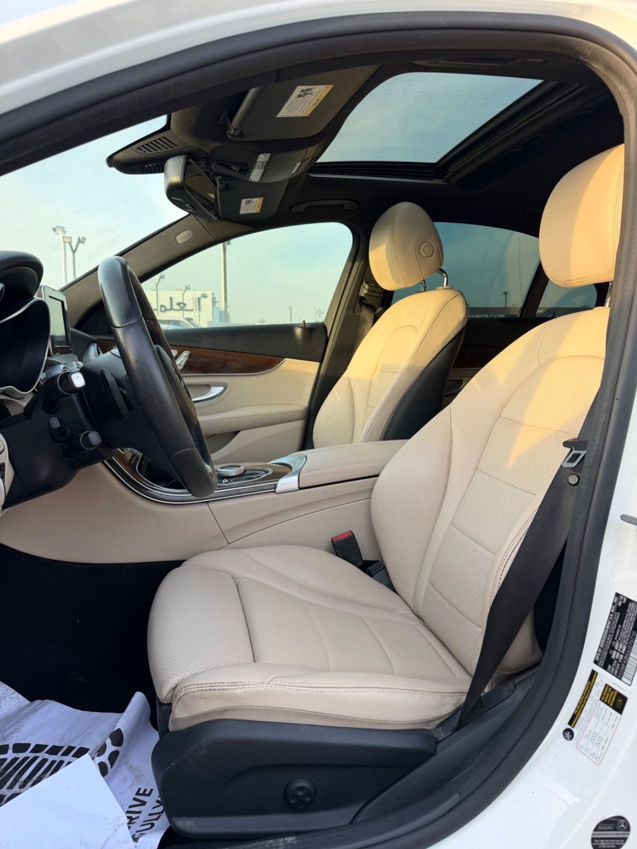 Mercedes-Benz C 300 Luxury 2.0L 2018 MERCEDES BENZ C300 FULL OPTIONS IMPORTED FROM USA