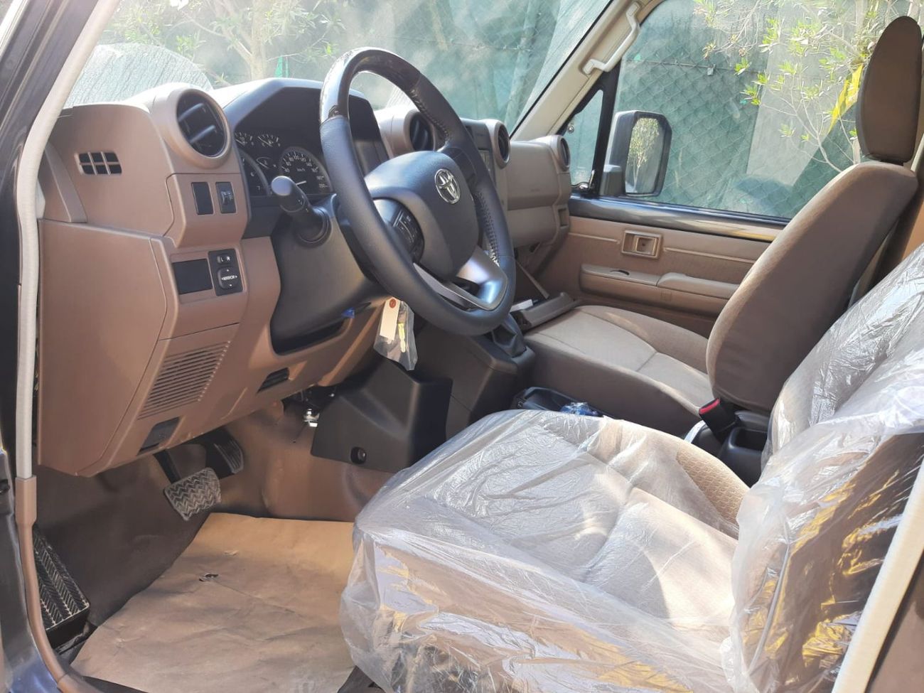 تويوتا لاند كروزر بيك آب TOYOTA LAND CRUISER SC 4.0L AT