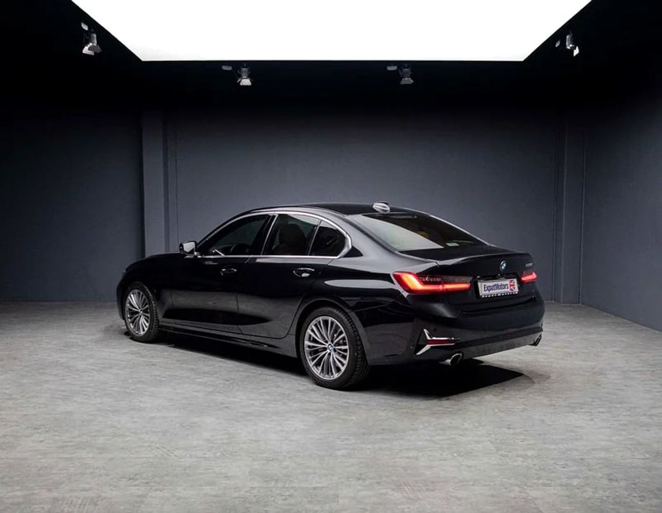 BMW 330i Luxury Line 2.0L