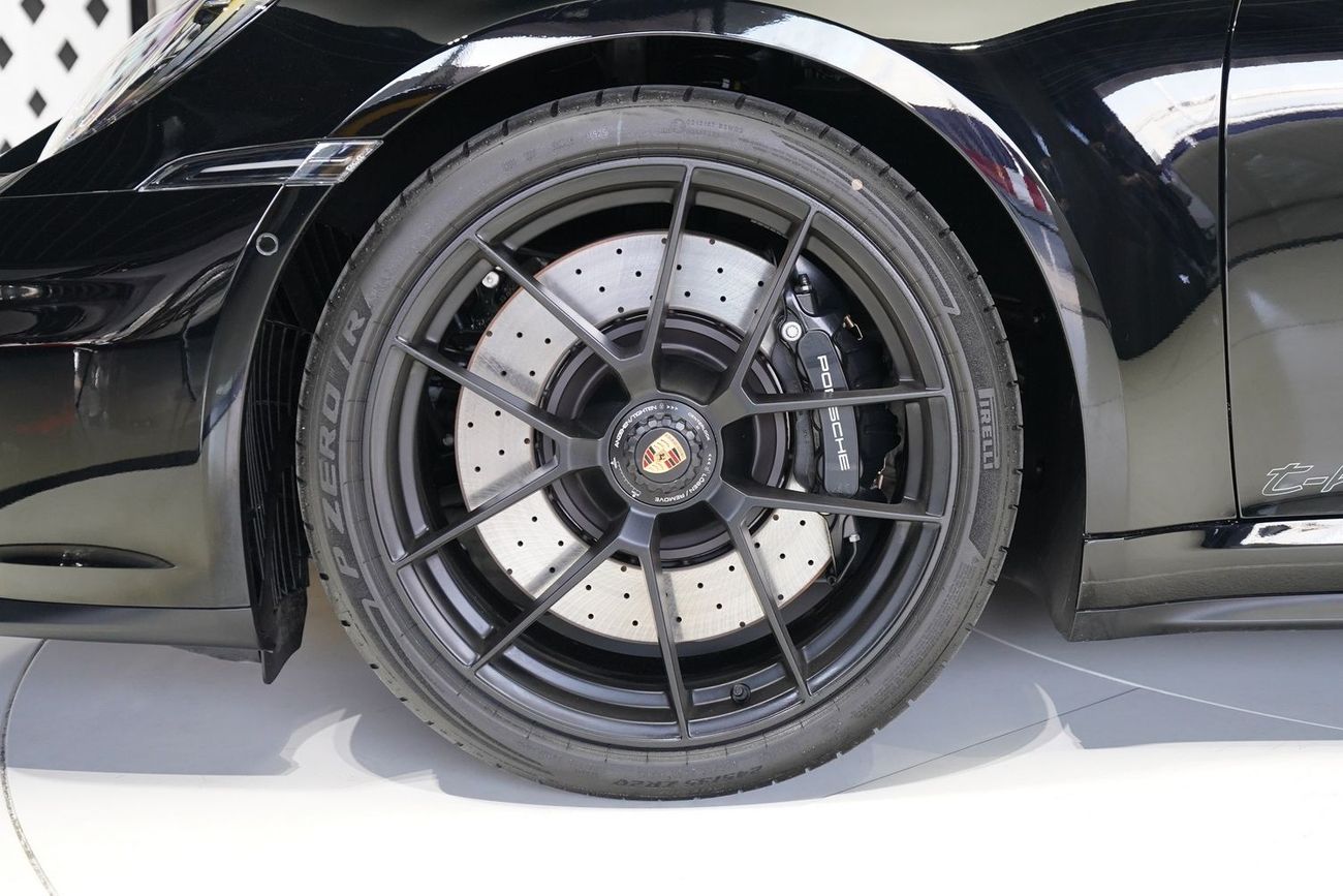 Porsche 911 CARRERA GTS