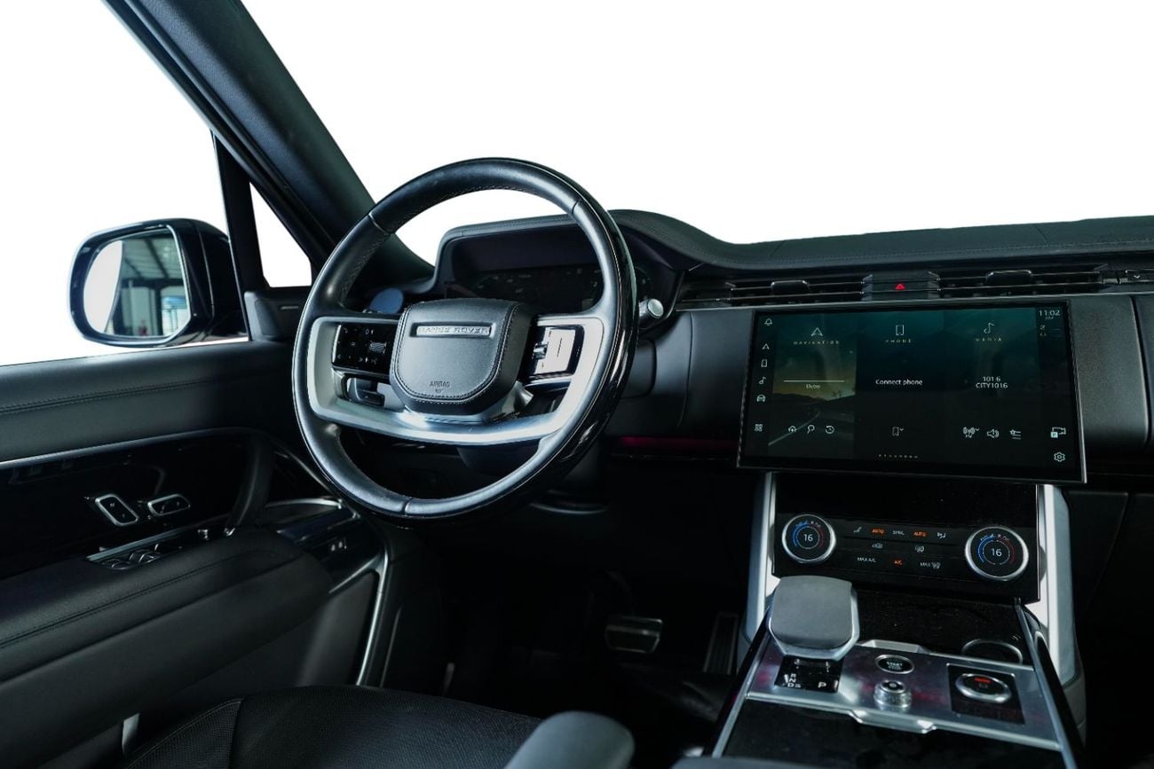 لاند روفر رينج روفر SE P400 Al Tayer Warranty Until 2028-Black On Black