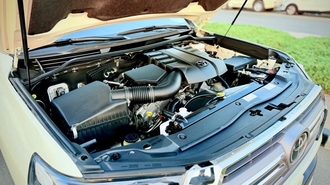 Toyota Land Cruiser GXR 2020 V6 Full Option Top Of The Range