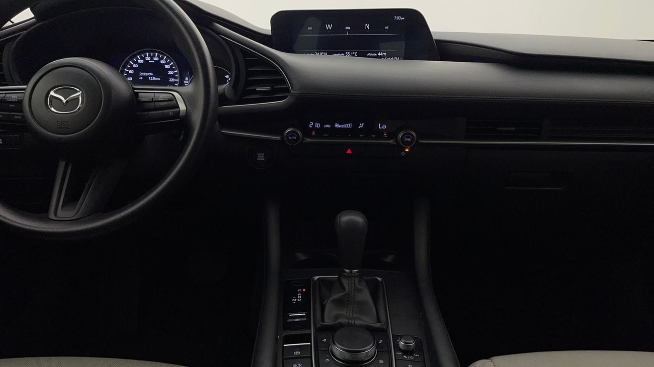 مازدا 3 SELECT 2 | بدون دفعة مقدمة | اختبار القيادة في المنزل