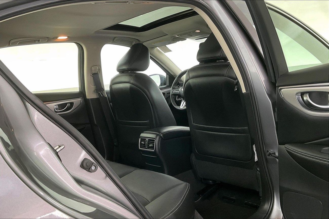 Infiniti Q50 Premium / Luxe | Guaranteed Warranty | 0 Down Payment