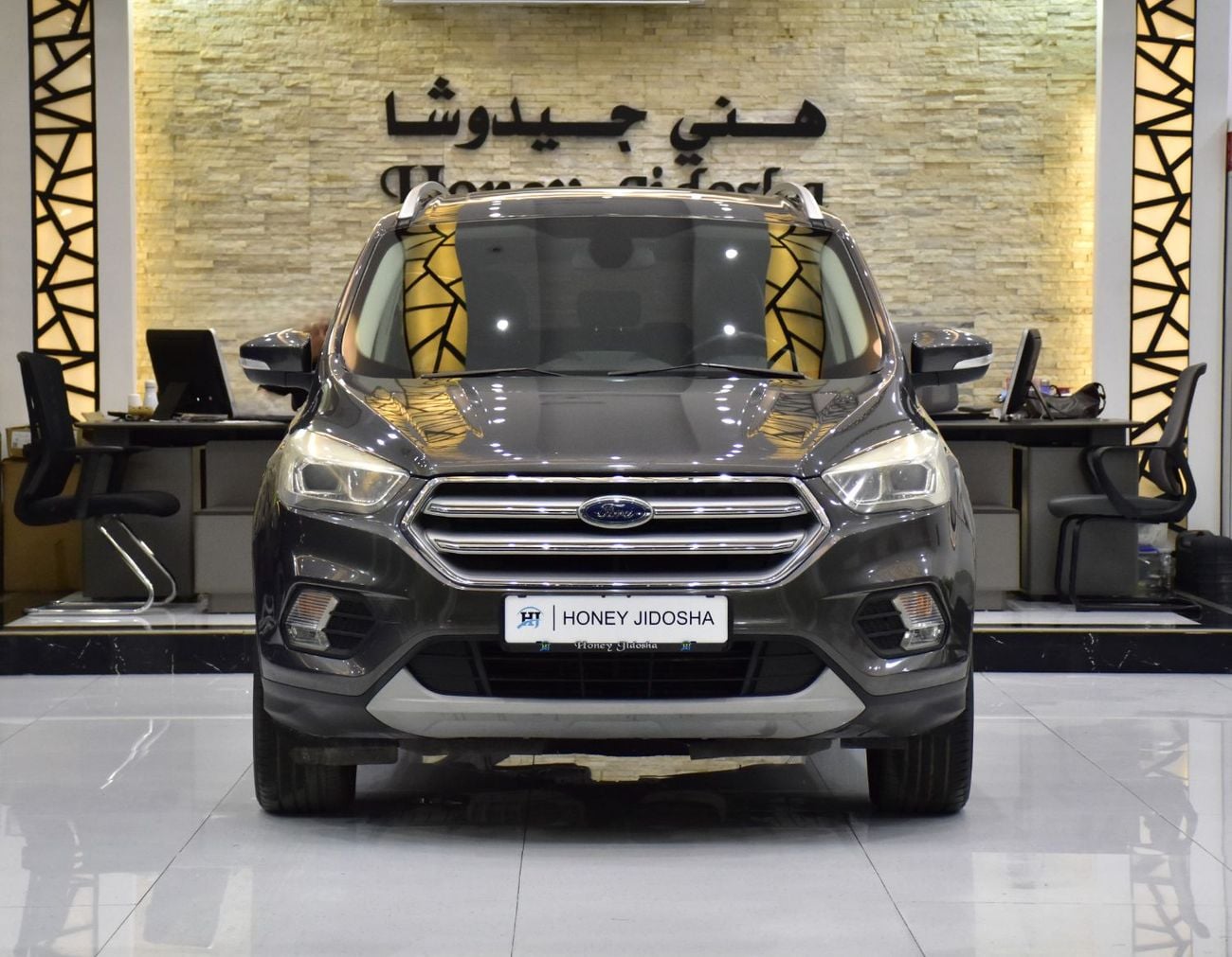 Ford Escape TITANIUM EXCELLENT DEAL for our Ford Escape Titanium AWD ( 2019 Model ) in Grey Color GCC Specs