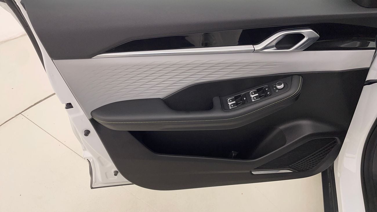 Geely Coolray GL 1.5 | Zero Down Payment | Home Test Drive