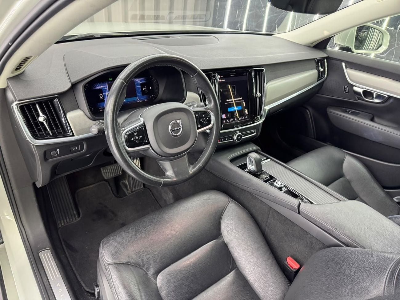 فولفو S90 Volvo S90 B5 | GCC | Original Paint | Well Maintained