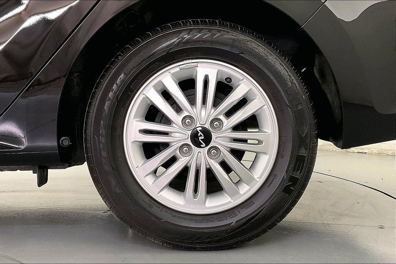 ميتسوبيشي اتراج GLX Mid | ضمان مجاني لمدة عام | 0 دفعة أولى