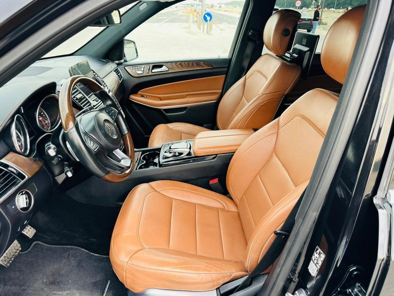 مرسيدس بنز GLS 550