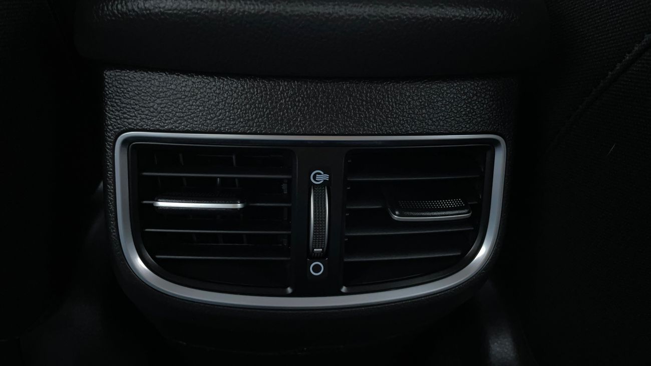 Hyundai Elantra GL 1.6 | Zero Down Payment | Free Home Test Drive