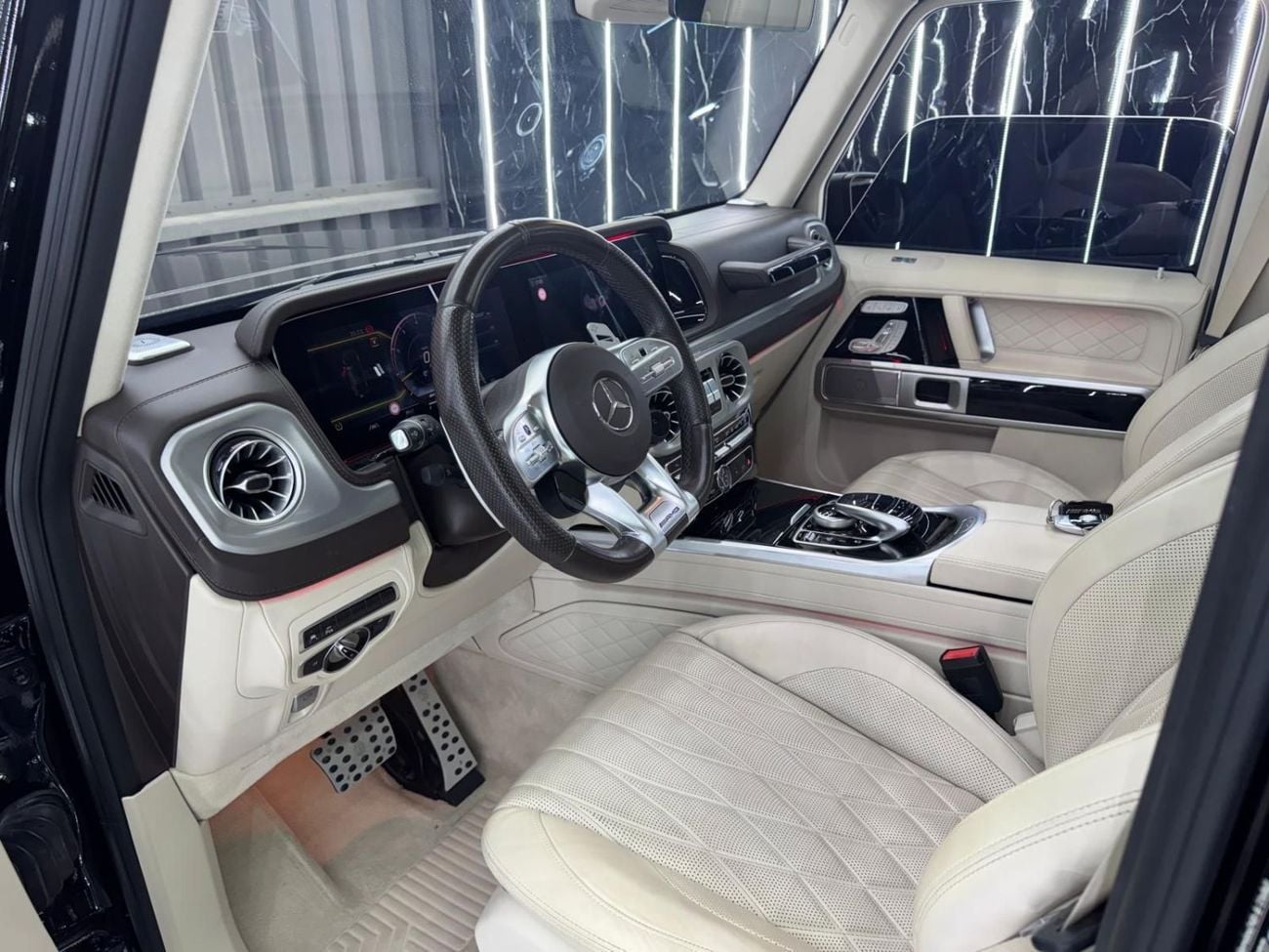 Mercedes-Benz G 63 AMG Std 4.0L