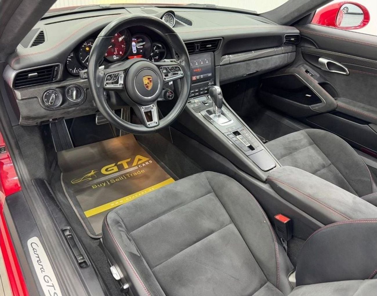 بورش 911 Carrera 4GTS 3.0L (450 HP) Coupe