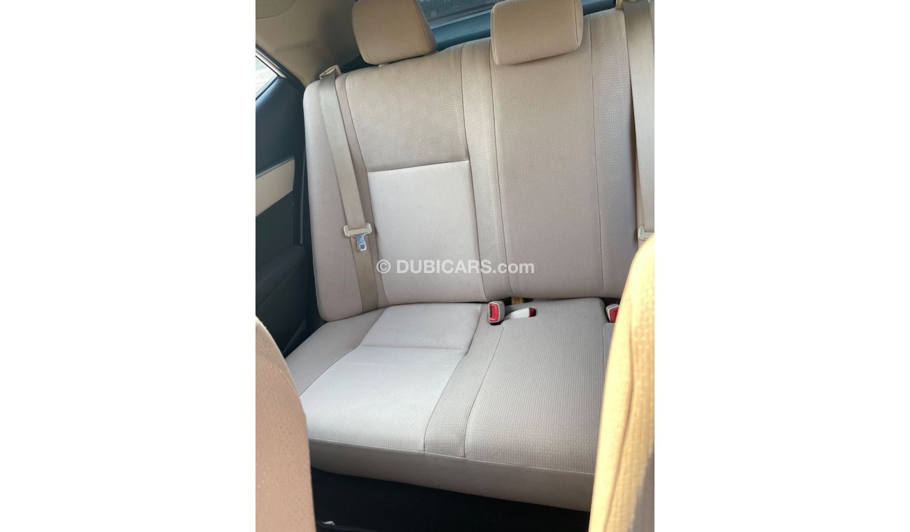 تويوتا كورولا Toyota Corolla  model 2015    ( GCC_ SPEC) VERY GOOD CONDITION
