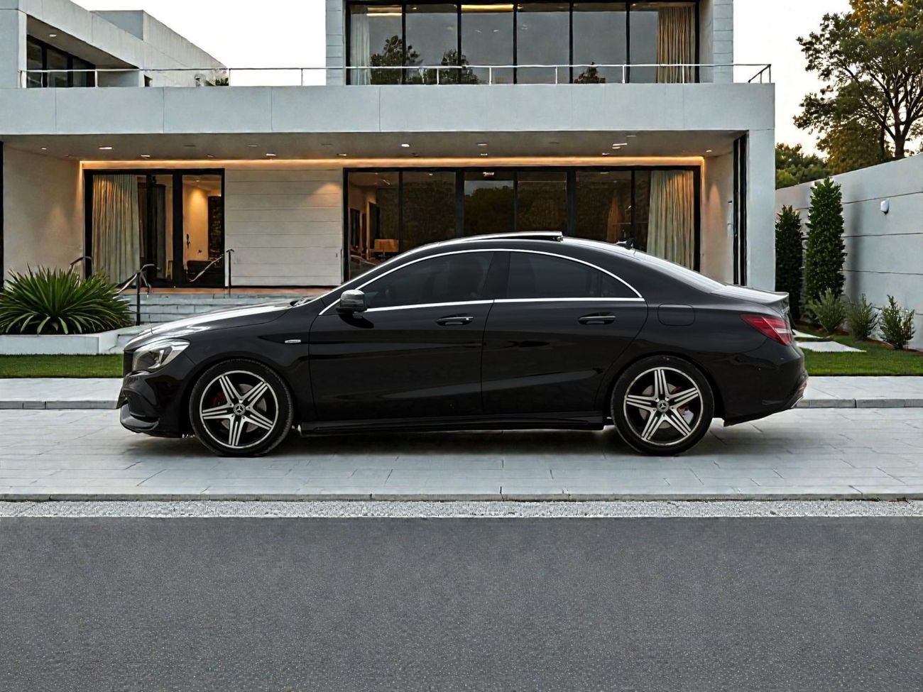 مرسيدس بنز CLA 250 4MATIC 2.0T A/T | 2019 | GCC SPECS | AED 1,730 per month