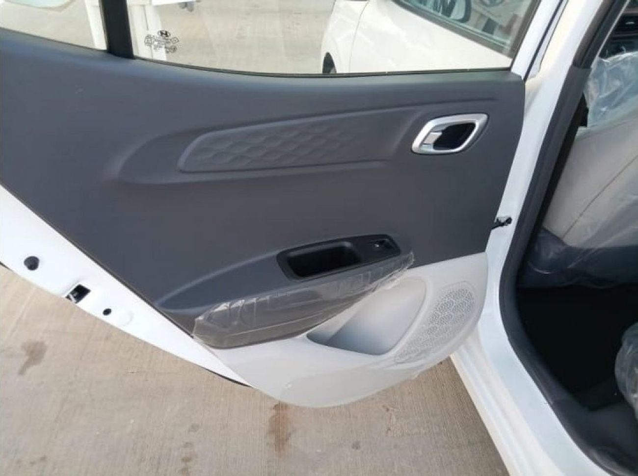 هيونداي جراند i10 1.2L Petrol, Sedan, FWD, 4 Doors, Model 2024