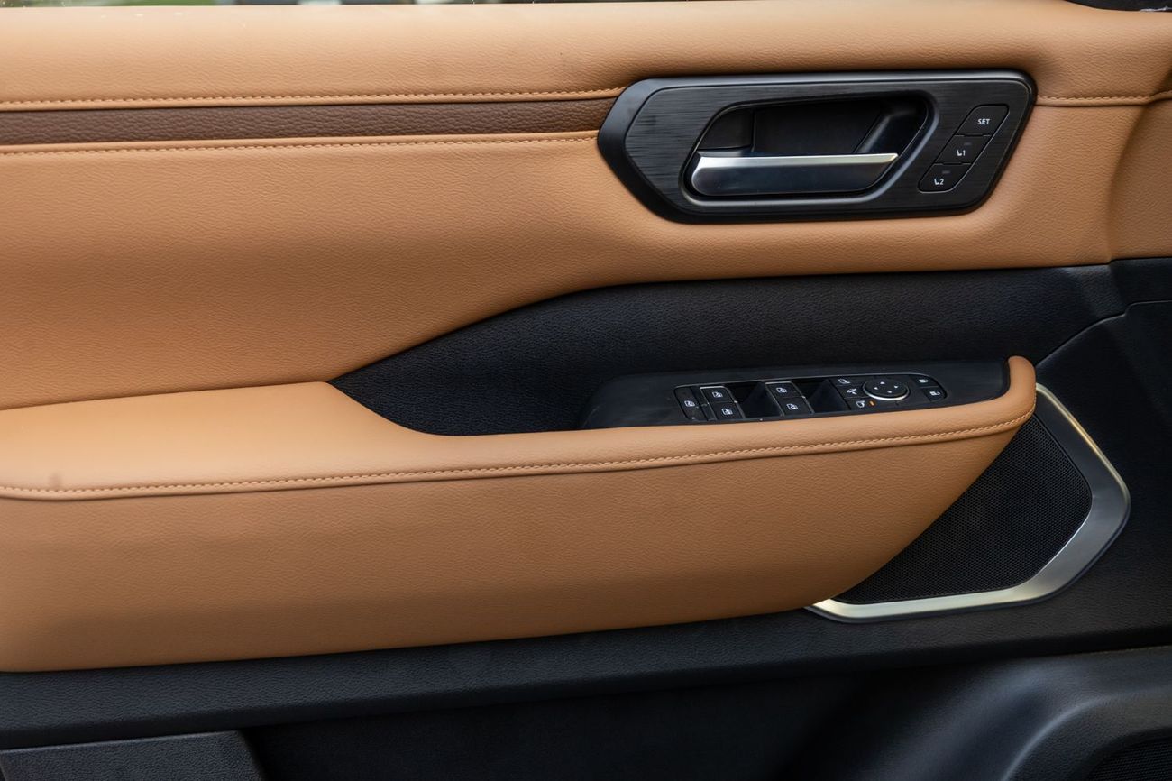 Nissan Patrol LE Platinum City 3.5L